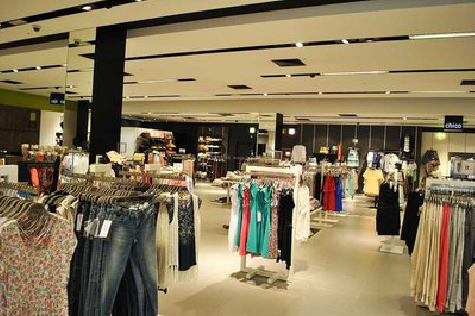 汝南商场里的店面怎么装修？